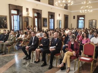 Sala gremita al Circolo Ufficiali